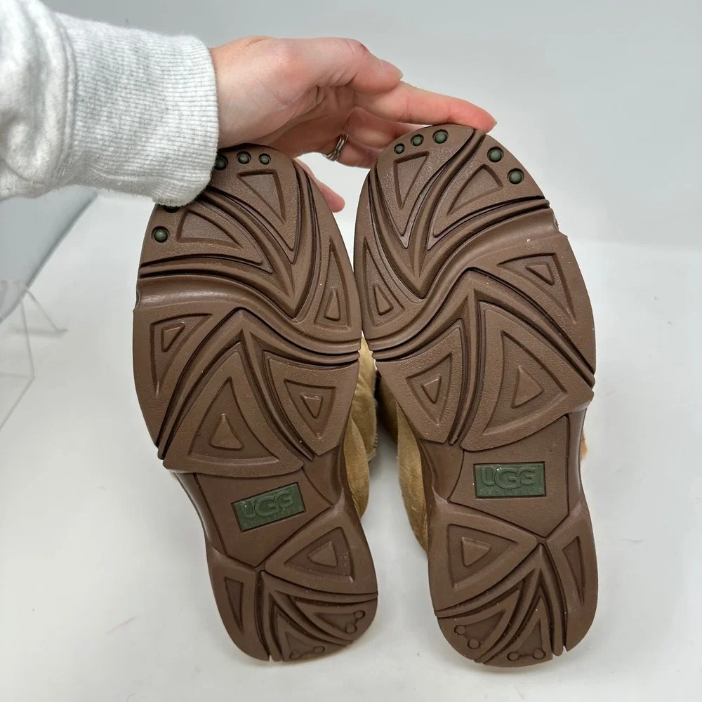 Ugg Australia Ultimate Short Suede‎ Shearling Boots Chestnut Brown Size 8